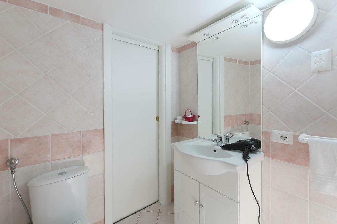 タオルミーナ Casa Fresta Bed & Breakfast エクステリア 写真