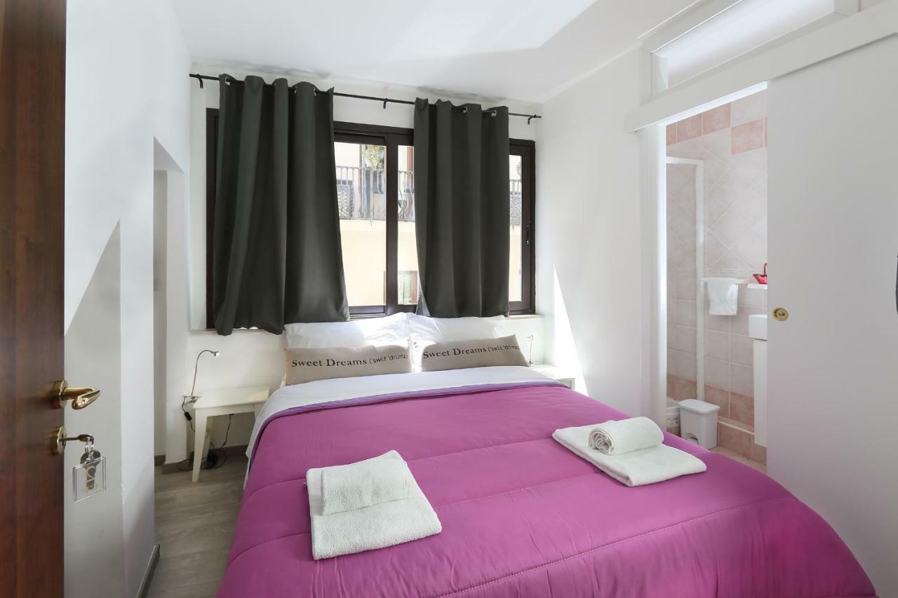 タオルミーナ Casa Fresta Bed & Breakfast エクステリア 写真
