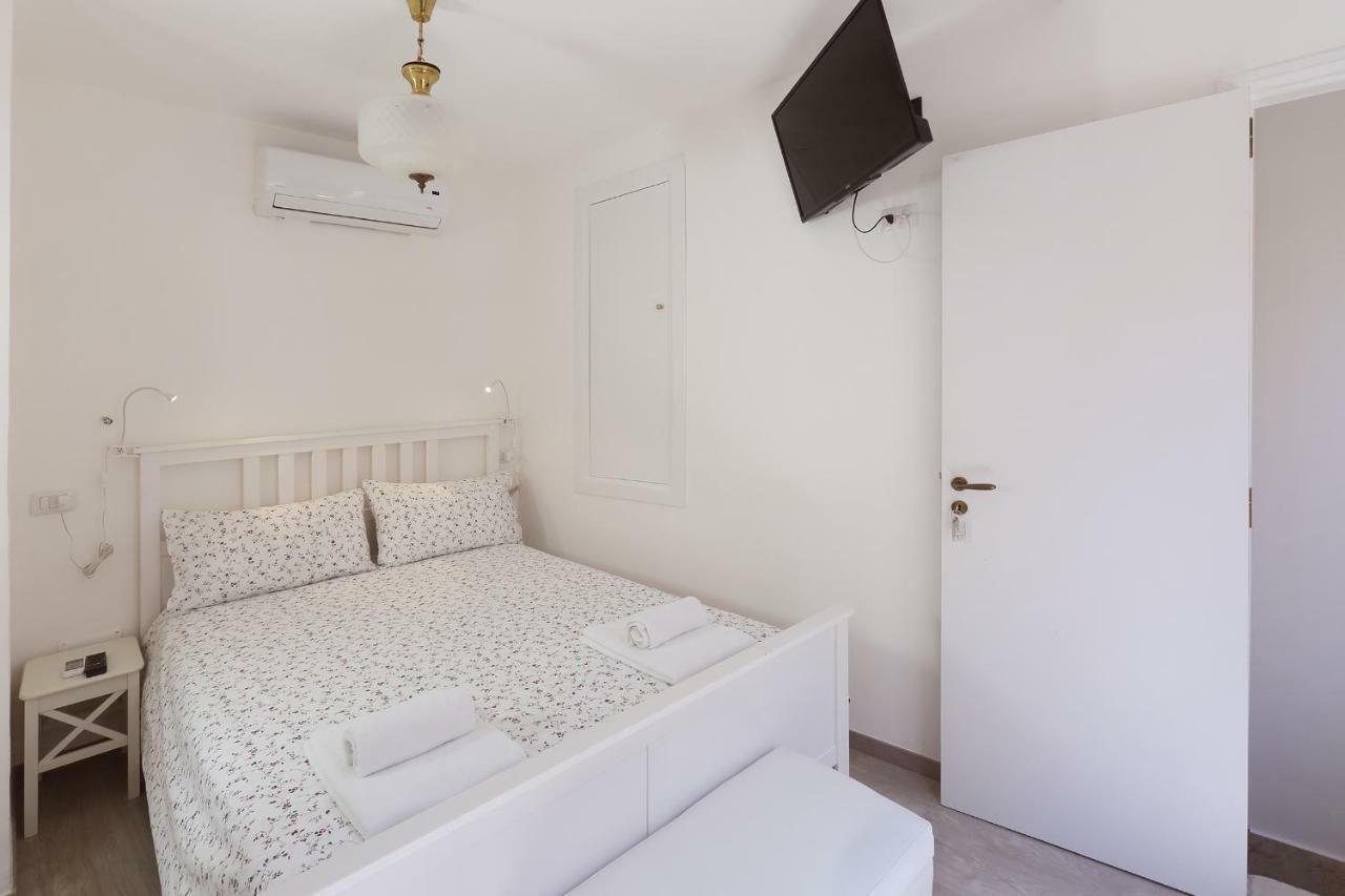 タオルミーナ Casa Fresta Bed & Breakfast エクステリア 写真