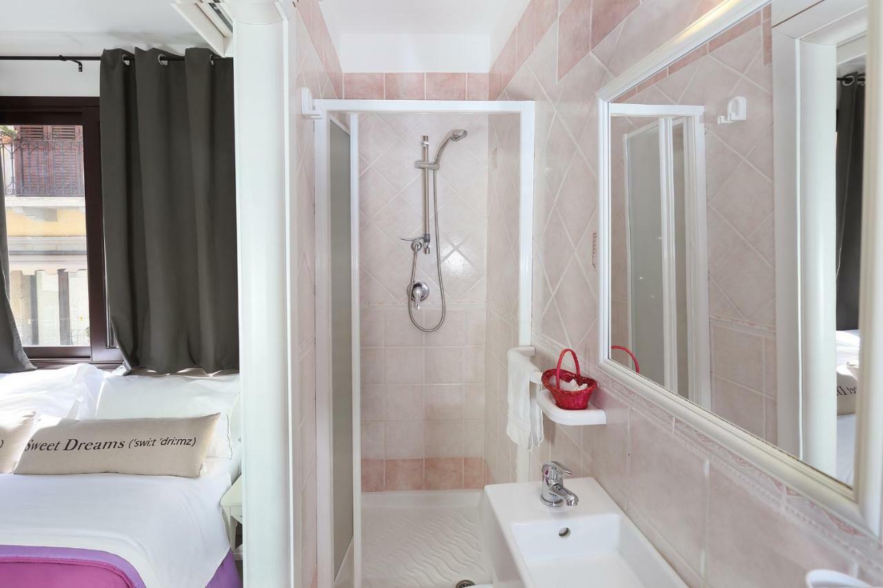 タオルミーナ Casa Fresta Bed & Breakfast エクステリア 写真